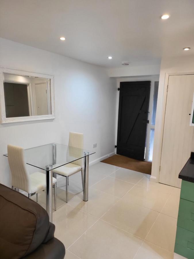 Beautiful One Bed Studio Flat - Dog Friendly Bridgwater Extérieur photo